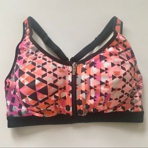 Victoria’s Secret sports bra 36C